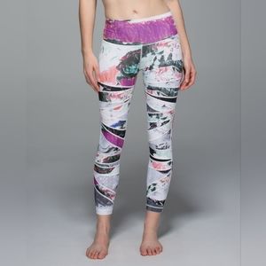 Lululemon High Times Pant Pigment Wave Multi / Biggie Pigment Wave White Black 4